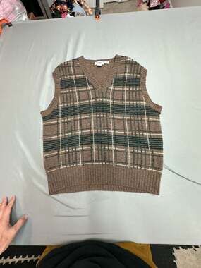 Racquet Vintage Shetland 100% Wool Plaid V-Neck Sweater Vest